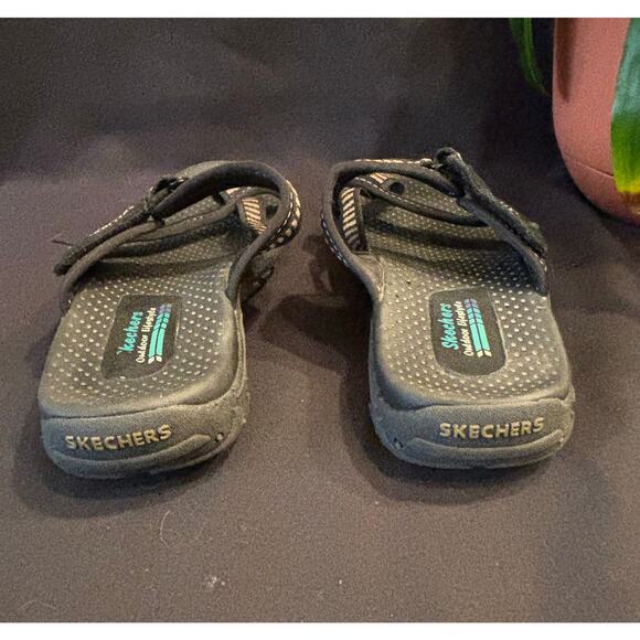 Women’s Skechers Sandals Reggae Suede Toe Loop Black Slip On Shoes, size 11 - Picture 2 of 4